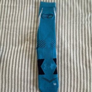 New Under Armour Steph Curry Men's Athletic Crew Socks in Blue and Black
